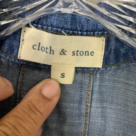 Cloth & Stone Sleeveless Chambray Dress Blue Size S Casual Button Front - Picture 4 of 8